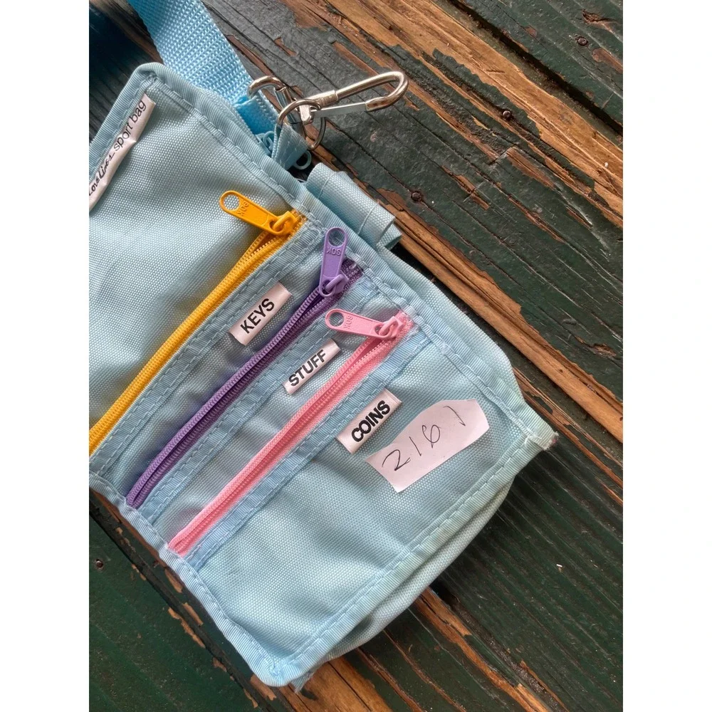 Love Lines Sport Bag Light Blue Crossbody Travel Pouch Multi Zip Pockets 2161